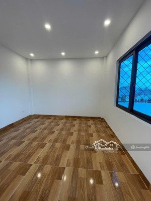 bán nhà phố gia quất 52m 5 tầng mt5,2m 5 ngủ khép kín 9 tỷ thương lượng