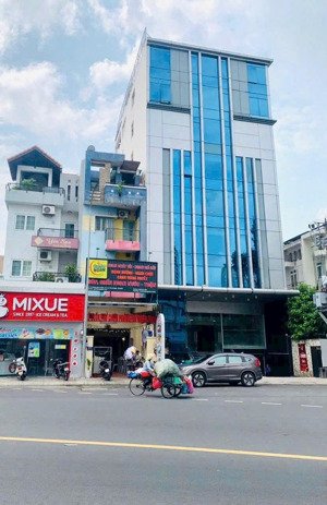 cần tiền gấp nên rất cần bán nhà mặt tiền hàm nghi, 4x14m, 5 tầng, giá 66 tỷ