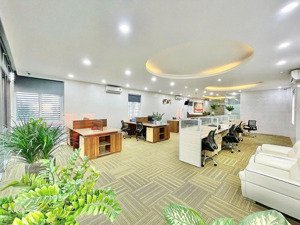 cho thuê văn phòng thái hà 100m2 16tr view kính lô góc cực đẹp