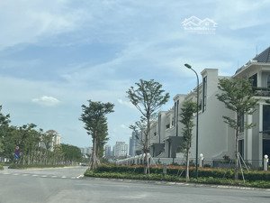 mở bán biệt thự liền kề khu ciputra ngay cạnh công viên 65ha. giá chỉ hơn 300tr/m2