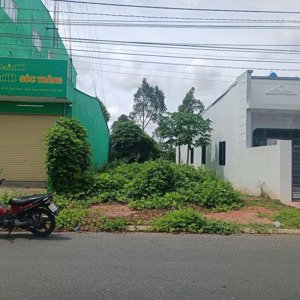 bán đất chính chủ mt đường lê hồng phong - sóc trăng 120m2/650triệu .shr full thổ cư 100%