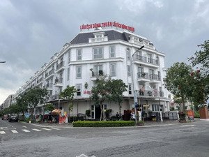 hàng cực hot! bán gấp lô shophouse đường 17m- eurowindow twin parks. dt 75m2. mt 5m. xây 4t+ tum