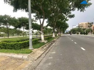 chủ rất thiện chí bán cặp đất đường xuân thuỷ - 200m2 ngang 10m giá 24 tỷ cực kì đẹp