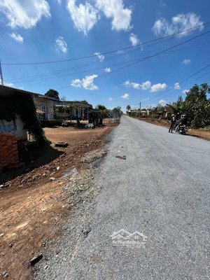 đất nền bán tại thống nhất, buôn hồ, đắk lắk, 399 triệu, 262.8m2, mặt tiền 5m
