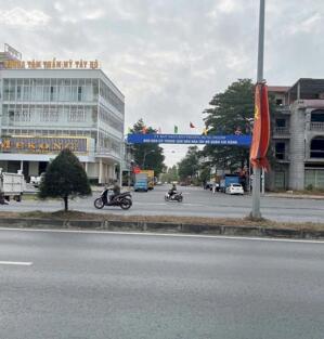 Nền đường số 8 khu văn hóa tây đô - Quốc lộ 1A thành phố Cần Thơ