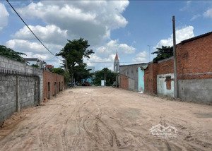đất nền vĩnh phú vị trí vàng gần sài gòn giá chỉ 900 triệu sổ sẵn công chứng ngay!