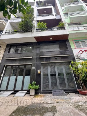 bình thạnh. nhà 5 tầng. khu phân lô. oto đỗ ngày đêm. 4,2x12 vuông a4. 30m ra mặt tiền. 9,x tỷ tl