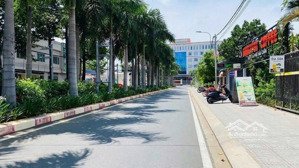lô đất khu biệt thự,cạnh ubnd quận 9, sát ga metro thủ đức 250m2 chỉ 19,98 tỷ