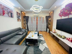nhà đẹp 8 phòng ngủ dương quảng hàm cần bán gấp nhà 6 tầng thiết kế sang trọng