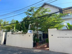 bán siêu biệt thự mặt tiền ngay quốc hương, thảo điền, q.2 14x23m, 2 tầng, hđt 70 triệu/th 46 tỷ