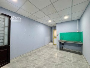 phòng trọ giá rẻ mới xây ngay trường chinh cầu tham lương và khu công nghiệp tân bình chỉ từ 2tr5