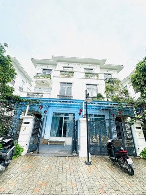 bán biệt thự cao cấp - khu ciputra - tây hồ - diện tích 400m2 - 5 tầng