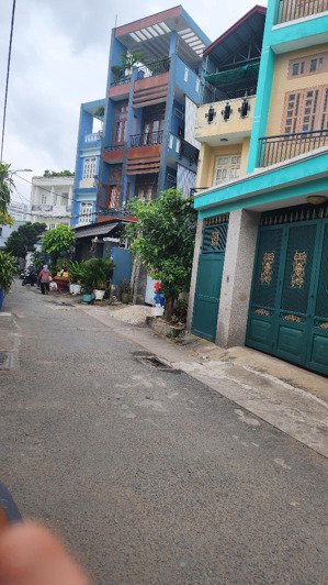 nhà hxh cổng sau đh ngân hàng hoàng diệu 2 - 4 tầng - 6,1 tỷ linh chiểu