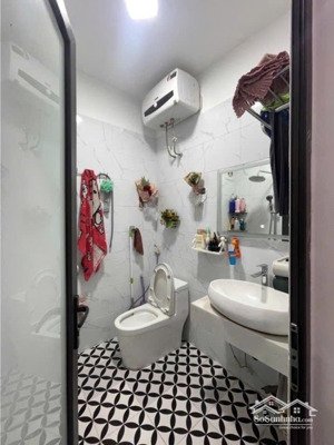 phố kim ngưu nhà dân xây chắc chắn diện tích rộng chủ tặng fun nội thất