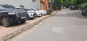bán mảnh đất phân lô, dt 165m2 x mt 20m, lô góc, ngõ 3 oto, vỉa hè. nguyễn trãi thanh xuân.gia:48.5