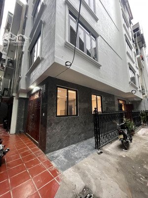 cực hiếm - nhà đẹp bồ đề - lb - lô góc , 6 tầng , thang máy , mới kính kog - full nội thất xịn sò