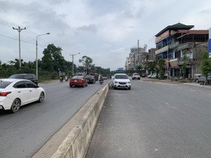 đất đẹp hai mặt ngõ đường thông ô tô 39m uy nỗ đông anh hà nội gần nhà thi đấu huyện đông anh