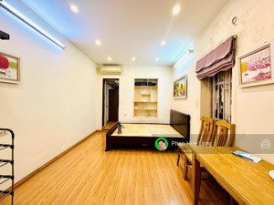 chính chủ bán nhà riêng tại trần quốc vượng dịch vọng hậu cầu giấy 7.65 tỷ 30m2 đẹp nhiều tiện ích