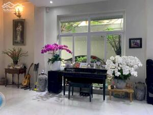 Giá 27 tỷ. Ngôi thự Khu D2D - Phường Thống Nhất. Biên Hoà. 16 x18m 288m2. 1T3L.