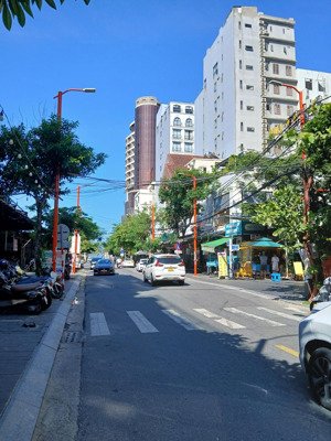 bên cạnh phố tây an thượng, giá sập hầm 167m2, ngang 5m8 nở hậu giá 10 tỷ