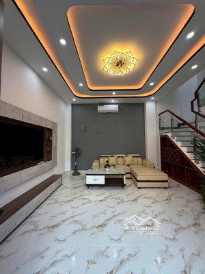 nhà đẹp 65m2 - 3 tầng - ngang lớn - full nội thất sịn sò - đặng như lâm - 5,68 tỷ