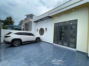 nhà đẹp diên khánh sân đậu được 2 chiếc ô tô. giá chỉ 1 tỷ 460 triệu