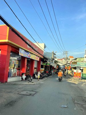 bán gấp nhà mặt tiền tăng nhơn phú b 147m² 3 tầng ngang khủng 7.7m chỉ 10 tỷ gần vincom lê văn việt