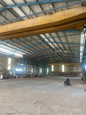 cho thuê 2500m2 kho xưởng củ chi
