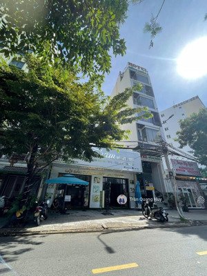 bán đất mt hà chương dt 190m2 ngang 10m đối diện trung tâm tài chính quốc tế đà nẵng. xây cao tầng