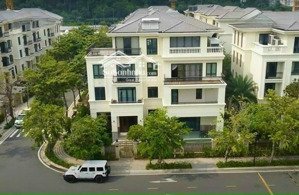 bán building mặt tiền khu lê văn sỹ. dt 600m2(15x40m) 4 tầng tn 500tr/th. giá 166 tỷ tl - tin thật