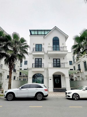 rẻ nhất 80.5 tỷ biệt thự hải âu mặt biển nhân tạo vin 1 gia lâm, hà nội 