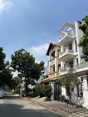 bán nhà mặt tiền khu bên sông gigamall hiệp bình chánh, 114m2 (6 x 19m), 3 tầng