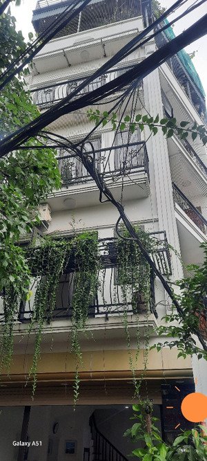 hàng hiếm lô góc đẹp 102 - vị trí thoáng - nhà xanh sạch mát - ngõ thông - ôtô vào nhà