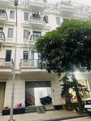 chủ cần tiền bán gấp nhà phân lô kinh doanh văn phú 50m2 giá 14ty