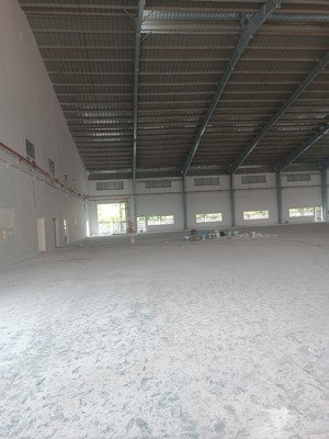 bán nhà xưởng trong kcn vsip1, thuận an, bình dương.diện tích 7700m. giá bán.600$\m. thương lượng