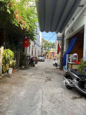 cơ hội đầu tư vàng - khu phố tây sầm uất - sát biển mỹ khê - đường đỗ bá