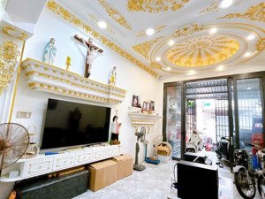 nhà 3 tầng mới hẻm 8m thông p. tân sơn nhì. dt: 4x18m, đi bộ ra công viên. giá: 9.5 tỷ còn tl