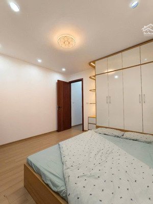bán căn hộ tt hồ việt xô p. tây kết, hai bà trưng 110m2 x 3pn x 2wc, ô tô giá 5.3tỷ. lh: 