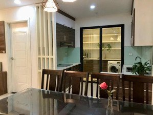 cần bán căn hộ sun square lê đức thọ căn góc 110m 3n2vs nhà hướng mát.