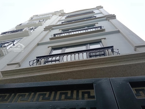bán tòa căn hộ dịch vụ 150m2 105 tỷ 9 tầng thang máy mặt tiền 7m mặt đường võng thị tây hồ.