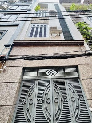bán nhanh căn nhà dân xây phố nguyễn văn huyên - gần ô tô- cách mặt phố 20m- ngõ thông- 55m2 14 tỷ