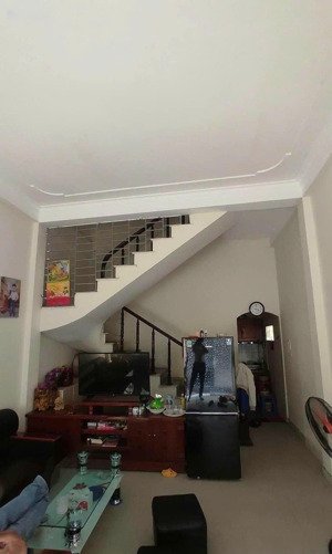 bán đất tặng nhà 3 tầng 40m2 chỉ 2.75 tỷ. võng la, đông anh