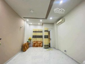 bán gấp mặt tiền nguyễn kiệm- phú nhuận- dt ( 6.5x32)m - chỉ 35 tỷ