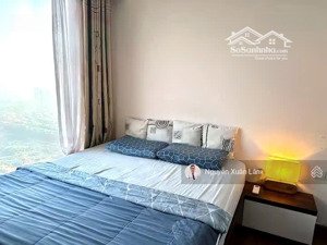 cần bán căn 68m2 full đồ view sông hồng giá rẻ 3,650 tỷ bao phí oasis - ecopark