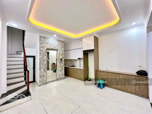 đống đa - nhà đẹp 7 tầng thang máy - 5 ngủ - 20m ra phố ngõ cực nông - mua giữ tiền hoặc để ở