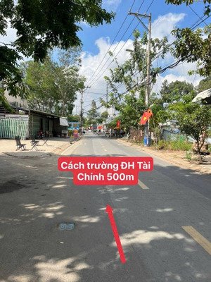 mặt tiền kinh doanh võ văn hát gần đh tài chính marketing. dt: 175m2 sổ hồng riêng