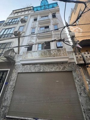 hàng kín duy tân - mặt đường 20m - vỉa hè 2 bên - 50,8m2- thang máy- siêu kinh doanh mọi loại hình