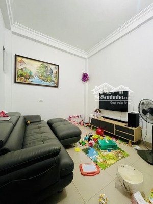 nhà đại mỗ 30m2 nhỉnh 5 tỉ full nội thất 5 tầng đủ nội thất