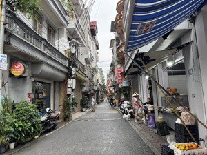 hàng siêu hiếm tài chính chỉ 7,6 tỷ có ngay nhà 3 tầng, dt 47,4m2 kinh doanh được tại sài đồng