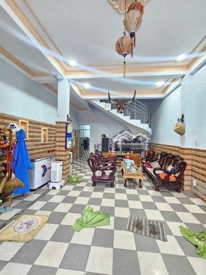 cần bán nhà 2 tầng mt đường nguyễn gia trí, dt 95m, hướng đông nam. sơn trà đn rẻ đẹp